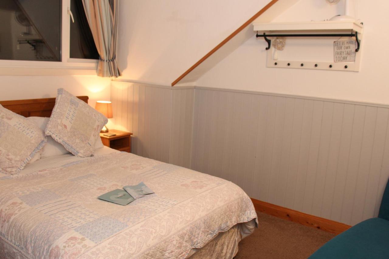 Invergarry Room Only Guest House For Adults Windermere Exterior photo