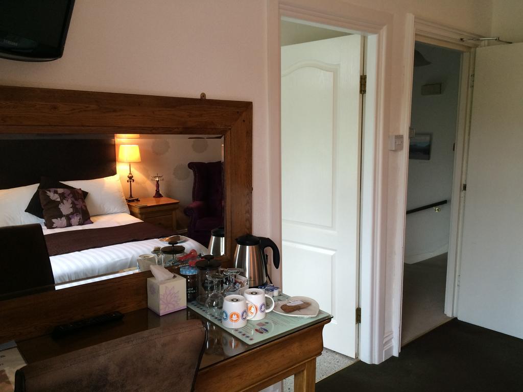 Invergarry Room Only Guest House For Adults Windermere Exterior photo